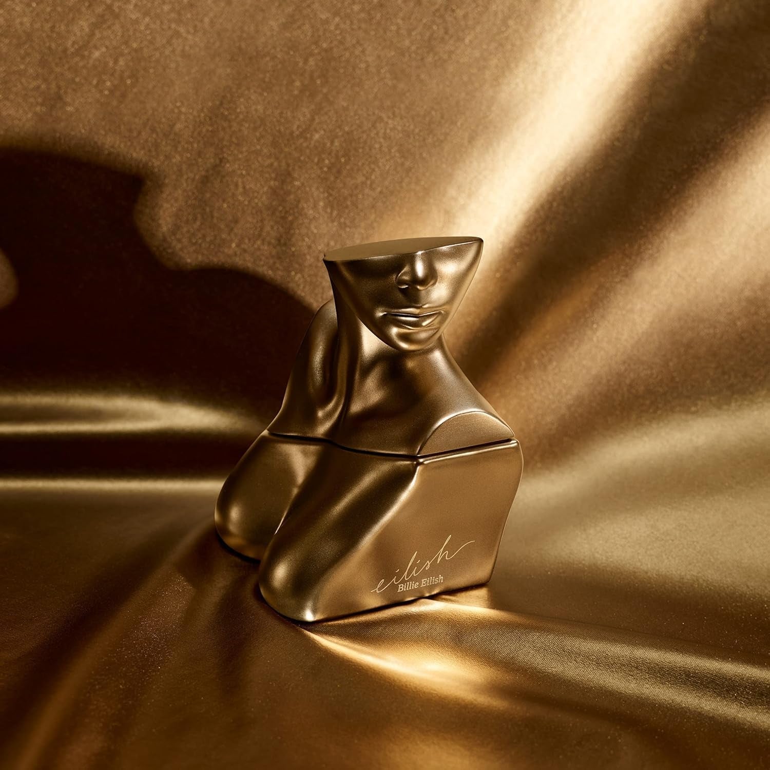 Billie Eilish Eau De Parfum – Vanilla, Sugared Petals & Musk Fragrance for Women